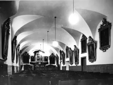 Aula Cyrilometodějské fakulty bohoslovecké v Olomouci, stav po úpravě v roce 1937.